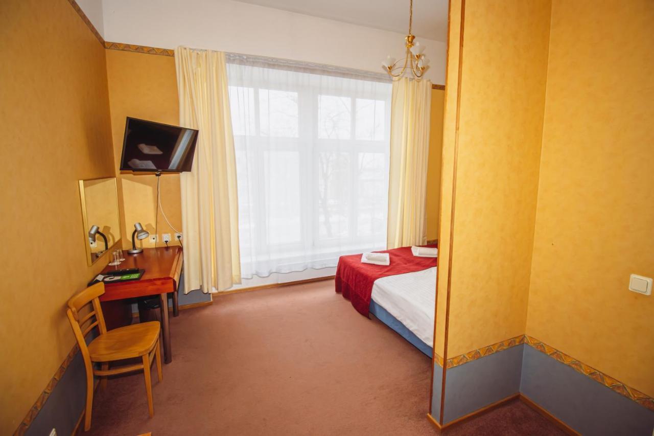 Hotel Promenaadi Haapsalu Dış mekan fotoğraf