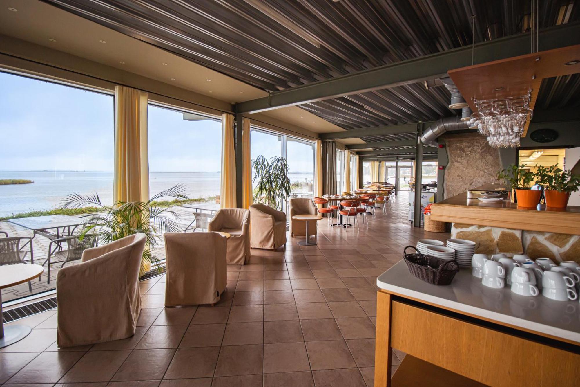 Hotel Promenaadi Haapsalu Dış mekan fotoğraf