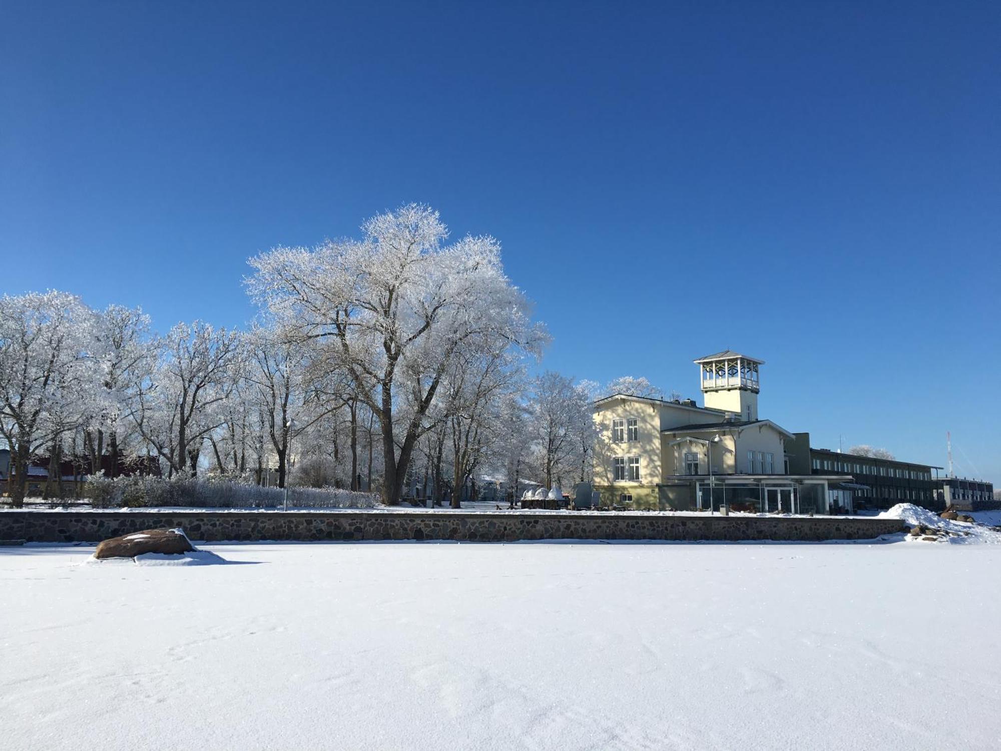 Hotel Promenaadi Haapsalu Dış mekan fotoğraf